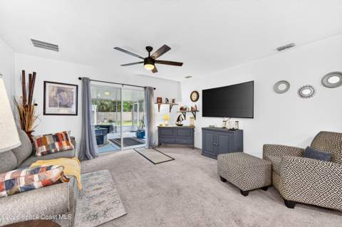 546 Ocean Spray Street, Palm Bay FL - photo 12 of 33