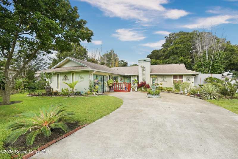3 bedroom Single Family Residence at 517 Linda Lane, Griffies Subdivision No 2, Melbourne — photo 1
