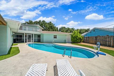 232 Circle Drive, Cape Canaveral FL - photo 12 of 59