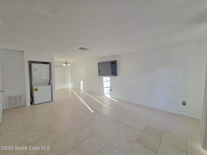 2 bedroom Townhouse at 1301 Arlington Lane #106, Arlington Pines Townhouses As Desc In Orb 3489 Pg, Palm Bay — photo 3