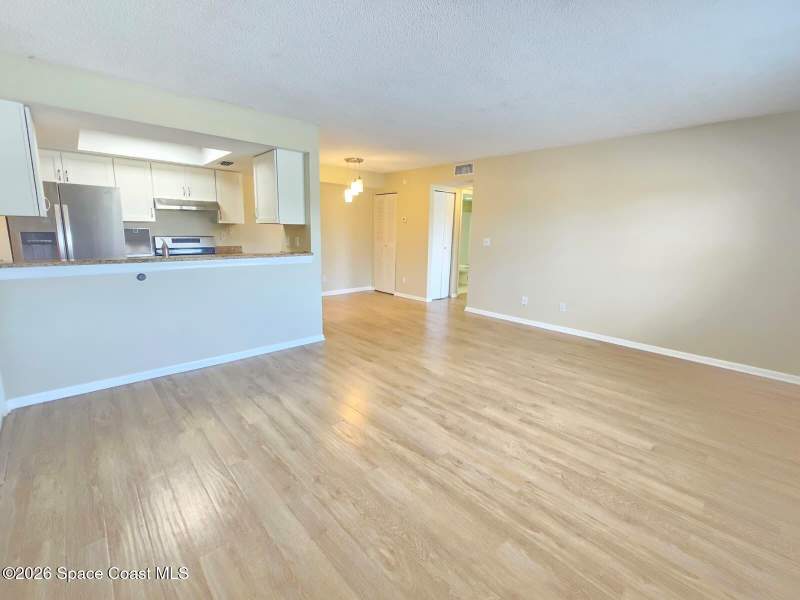 1 bedroom Condominium at 596 N Wickham Road #40, Westwood Condo, Melbourne — photo 4