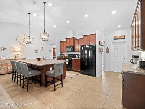 563 Alesio Avenue, Palm Bay FL - photo 16 of 39