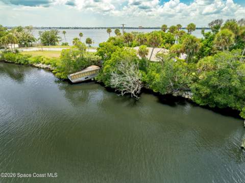 11470 S Tropical Trail, Merritt Island FL - photo 11 of 84