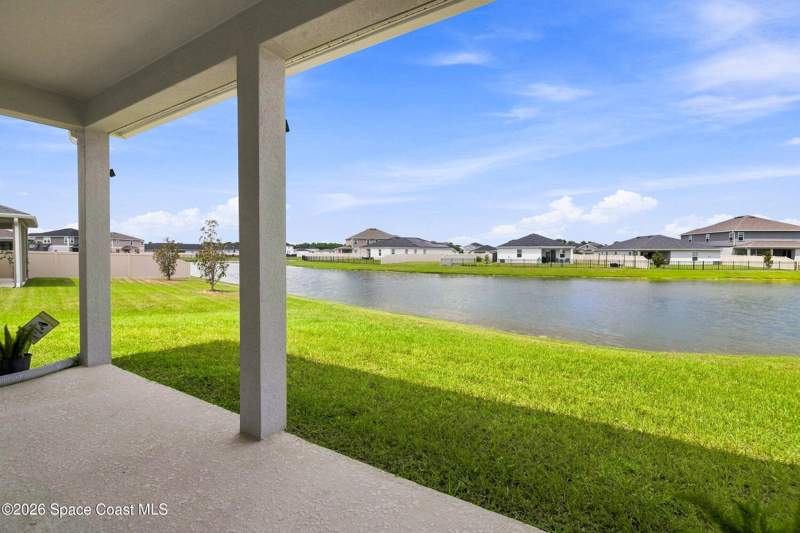 4 bedroom Single Family Residence at 3549 Grappler Circle, Gardens At Waterstone Phase 2, Palm Bay — photo 4