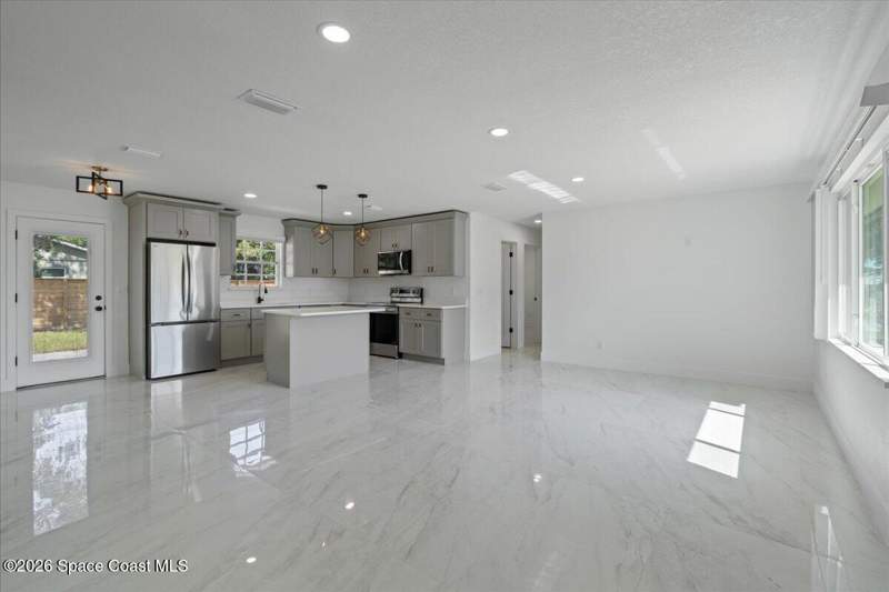 3 bedroom Single Family Residence at 1560 Richards Drive, Palm Bay, Palm Bay — photo 3