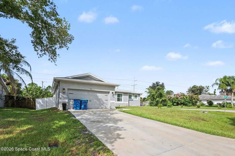 4 bedroom Single Family Residence at 560 Topeka Road, Port Malabar Unit 20, Palm Bay — photo 4