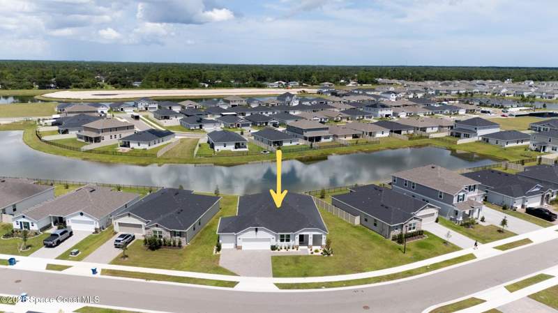 4 bedroom Single Family Residence at 3549 Grappler Circle, Gardens At Waterstone Phase 2, Palm Bay — photo 3
