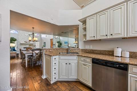 1603 Parkside Place #1603, Indian Harbour Beach FL - photo 8 of 52