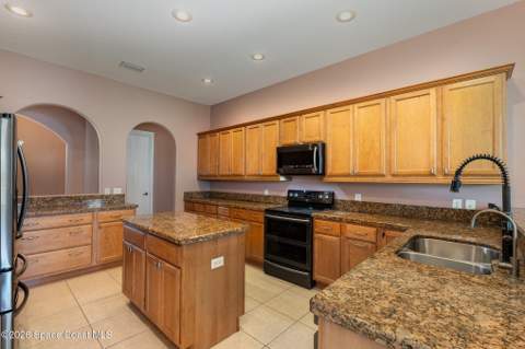 291 Devlin Court, Palm Bay FL - photo 12 of 64
