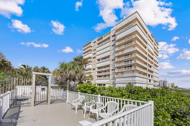 2 bedroom Condominium at 877 N Highway A1a #406, Villager Condo, Indialantic — photo 2