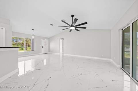 950 Hammacher Avenue, Palm Bay FL - photo 14 of 41
