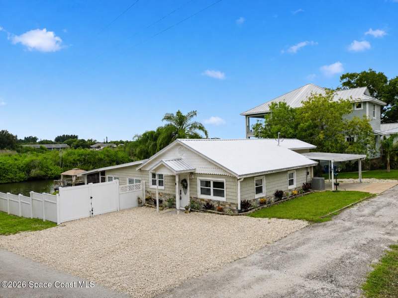 3 bedroom Single Family Residence at 1304 Lichty Street, Tillman Plat of, Palm Bay — photo 4
