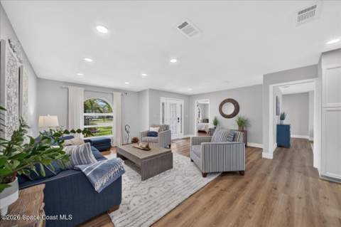 150 Magnolia Street, Satellite Beach FL - photo 8 of 44