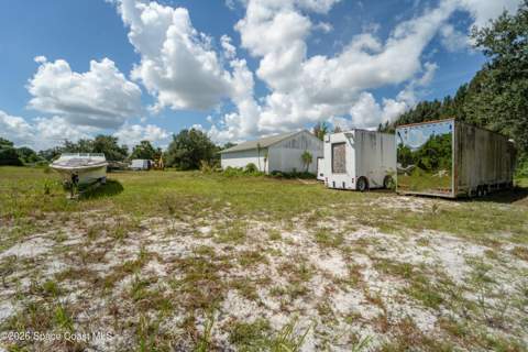 6715 Whispering Pines Lane, Grant FL - photo 14 of 41