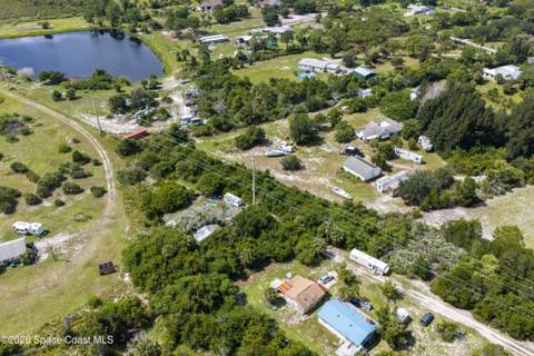 6715 Whispering Pines Lane, Grant FL - photo 23 of 41