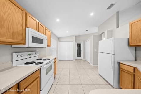 2087 Deercroft Drive, Melbourne FL - photo 24 of 63