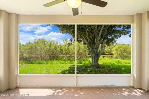 2087 Deercroft Drive, Melbourne FL - photo 7 of 63