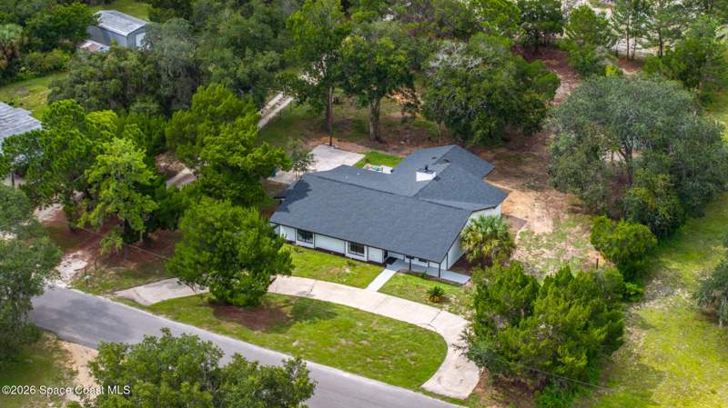 4 bedroom Single Family Residence at 3640 Orlando Avenue, Indian River Park, Mims — photo 2