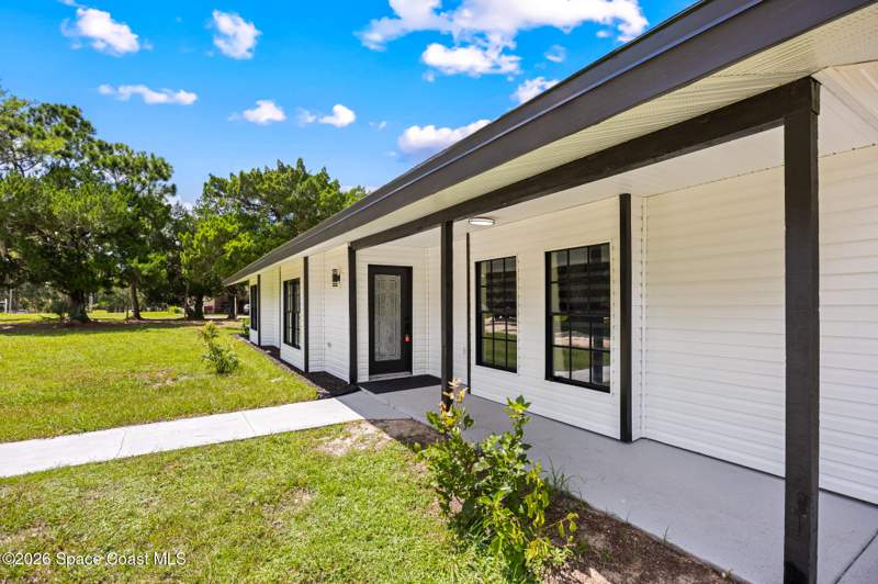 4 bedroom Single Family Residence at 3640 Orlando Avenue, Indian River Park, Mims — photo 4