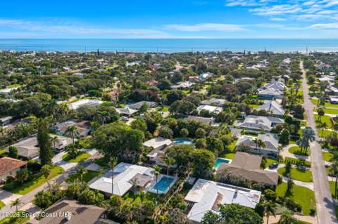 317 Cocoa Avenue, Indialantic FL - photo 17 of 35