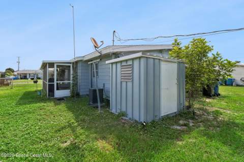 784 Badger Drive, Palm Bay FL - photo 22 of 31