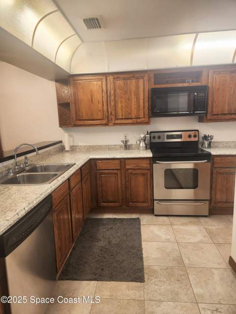 3537 Muirfield Drive, Titusville FL - photo 7 of 29