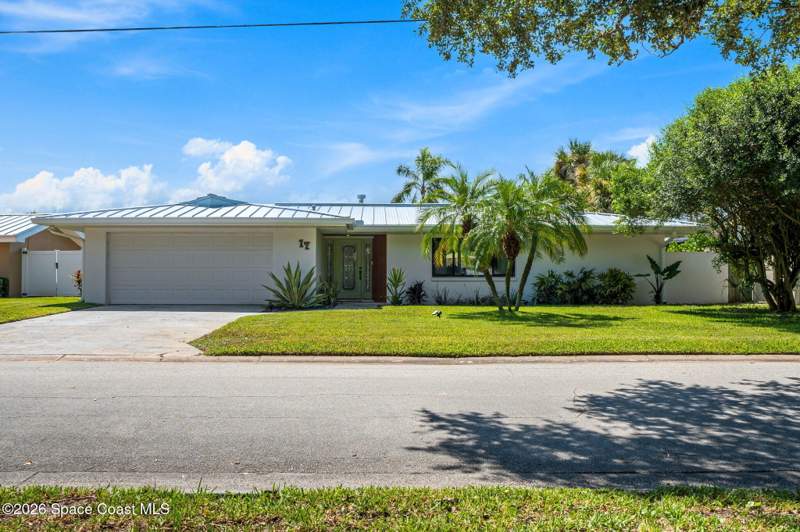 3 bedroom Single Family Residence at 17 Riverview Lane, Surfside Unit 1, Cocoa Beach — photo 3