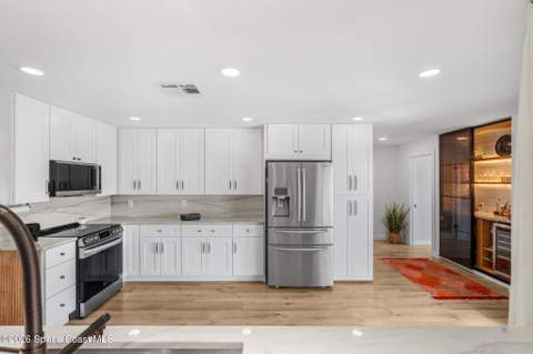 17 Riverview Lane, Cocoa Beach FL - photo 15 of 40