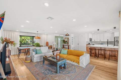 17 Riverview Lane, Cocoa Beach FL - photo 7 of 40