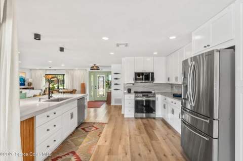 17 Riverview Lane, Cocoa Beach FL - photo 14 of 40