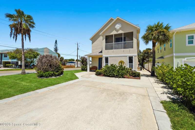 5 bedroom Single Family Residence at 318 Harding Avenue, Avon By The Sea, Cocoa Beach — photo 1