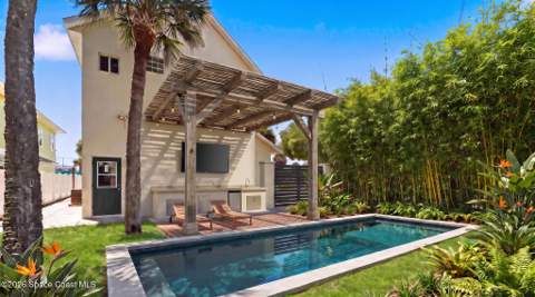 318 Harding Avenue, Cocoa Beach FL - photo 9 of 53