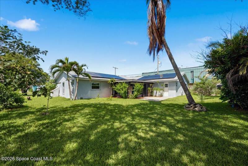 3 bedroom Single Family Residence at 207 S Palm Avenue, Indialantic By The Sea, Indialantic — photo 3