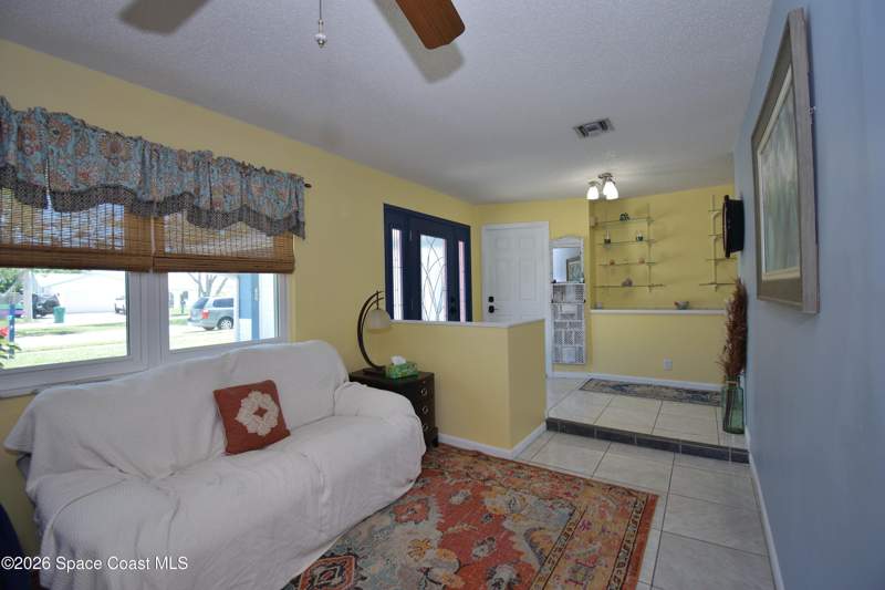3 bedroom Single Family Residence at 660 Jamaica Boulevard, De Soto Park, Satellite Beach — photo 3