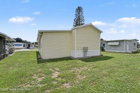 220 Blossom Lane, Palm Bay FL - photo 15 of 22