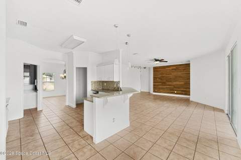 5313 Yaupon Holly Drive, Cocoa FL - photo 8 of 41