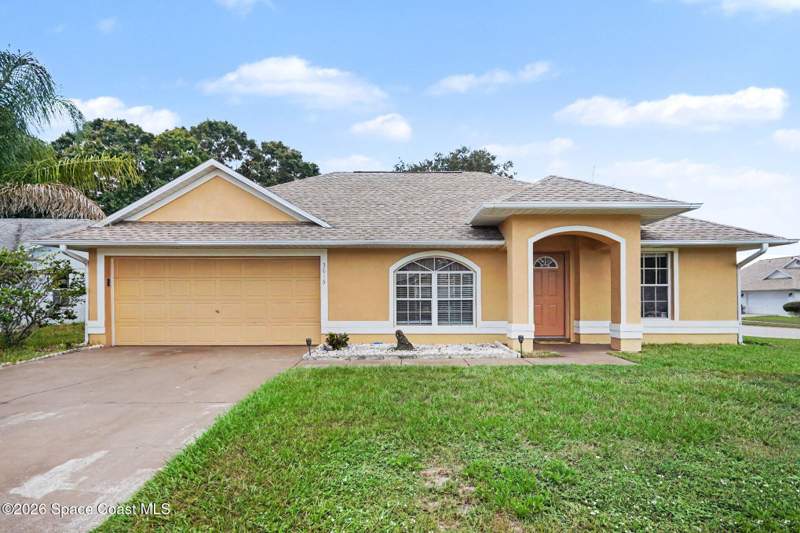 3 bedroom Single Family Residence at 3615 Egret Drive, Feather Lakes, Melbourne — photo 2