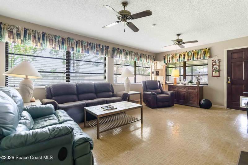 3 bedroom Single Family Residence at 1615 Norwood Street, Port Malabar Country Club Unit 1 1st Replat In, Palm Bay — photo 4