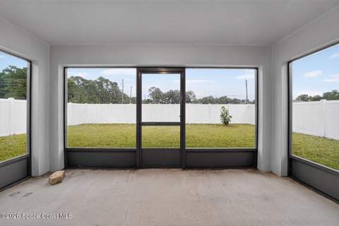 1028 Corbin Circle, Palm Bay FL - photo 11 of 32
