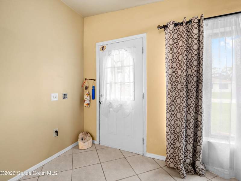 3 bedroom Single Family Residence at 1209 Vanderbilt Lane, Pineridge Subd Unit 2, Cocoa — photo 4
