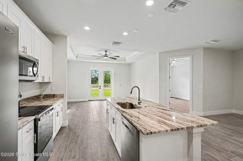 879 Wisham Street, Palm Bay FL - photo 7 of 25