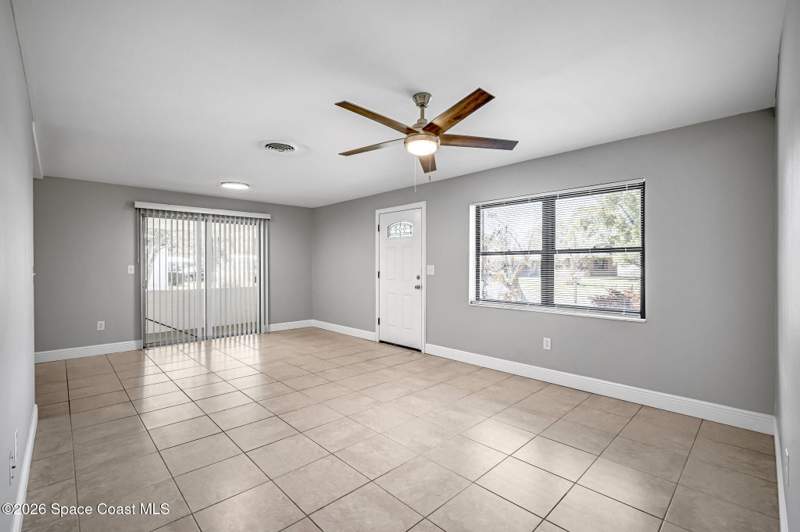 3 bedroom Single Family Residence at 1725 Bryn Mawr Drive, La Grange Acres, Titusville — photo 5