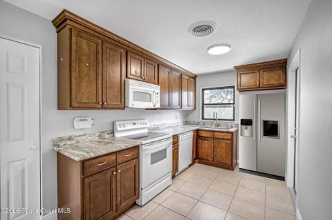 1725 Bryn Mawr Drive, Titusville FL - photo 9 of 40