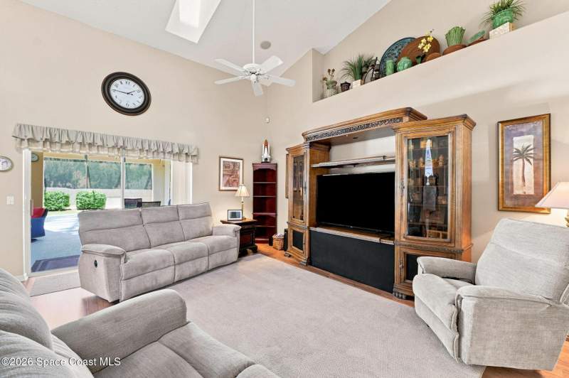 4 bedroom Single Family Residence at 720 Spring Oak Drive, Forest Creek Subdivision Phase I, Melbourne — photo 5