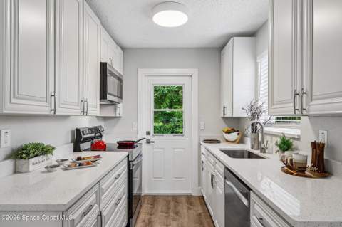 1062 Barclay Drive, Cocoa FL - photo 6 of 21