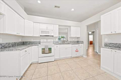 485 Hibiscus Boulevard, Merritt Island FL - photo 11 of 29