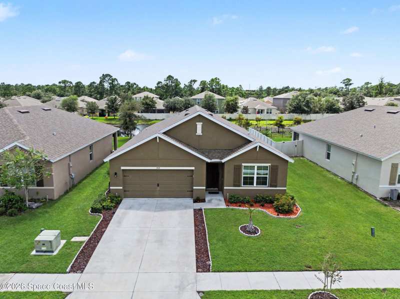 4 bedroom Single Family Residence at 749 Forest Trace Circle, Forest Trace, Titusville — photo 1