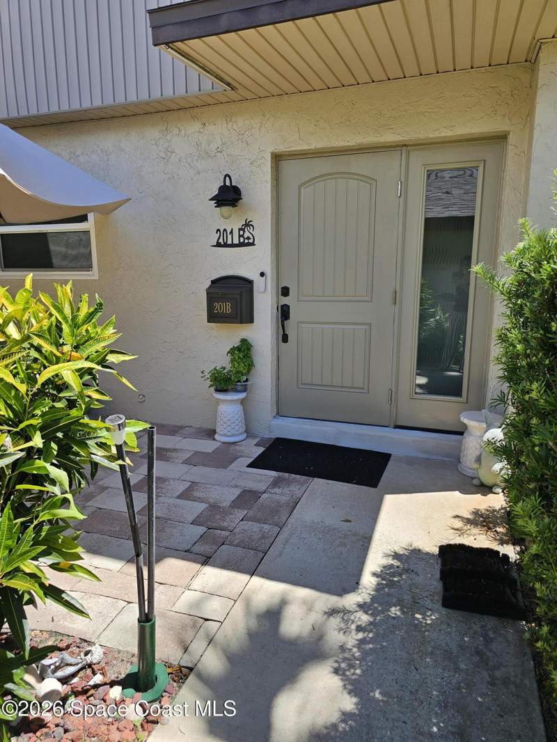 2 bedroom Condominium at 201 6th Avenue #B, Peppertree E Condo, Melbourne Beach — photo 4