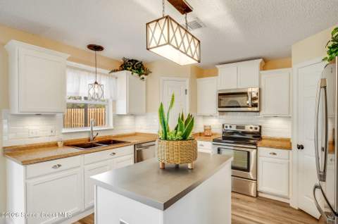 2250 Spring Creek Circle, Palm Bay FL - photo 16 of 50