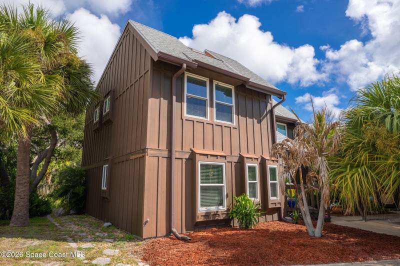 2 bedroom Condominium at 8500 Rosalind Avenue #1, Whispering Oaks Condo Ph I, Cape Canaveral — photo 5